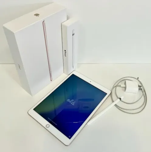 Ipad 8 geração 32gb Gold e Apple Pencil