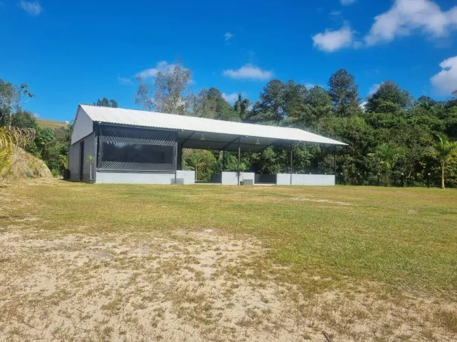 Galpão para alugar, 400 m² por R$ 8.100,00/mês - Sabaúna - Mogi das Cruzes/SP