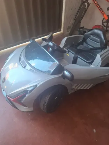 Carro eletrico infantil