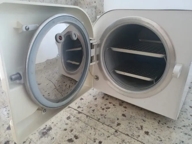Vendo autoclave cristofoli 12l