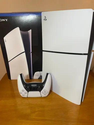 PS5 slim 825gb