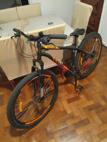 Bicicleta Caloi Vulcan Aro 29 | 21 Marchas | Seminova