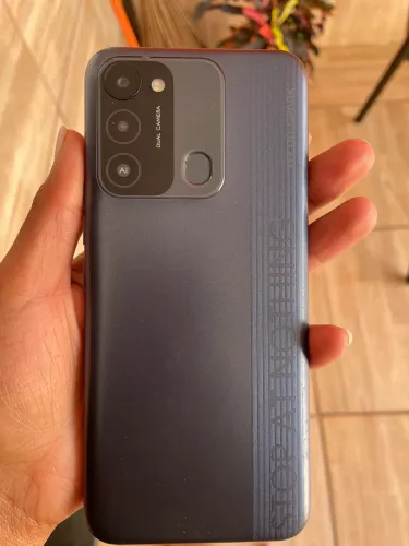Celular spark 8c modelo kg5k tudo original carregador completo