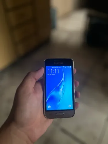 Samsung Galaxy J1 Mini 