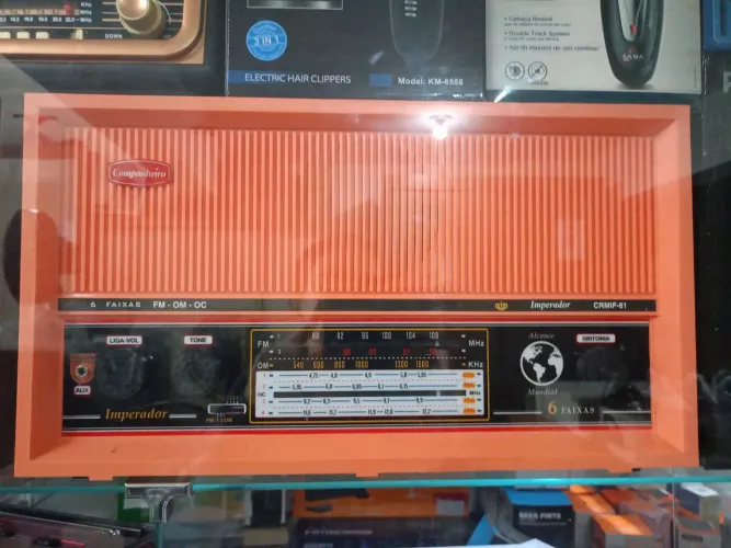RÁDIO COMPANHEIRO IMPERADOR MADEIRA MODELO ANTIGO 6 FAIXAS