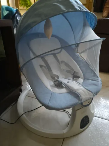 Cadeira de balanço elétrica para bebê 