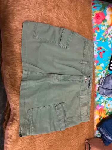 Saia verde militar tamanho 40-42