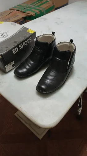 Bota com Ziper