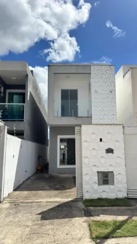 Casa Duplex, 3 quartos sendo 1 suíte, 115,25m²