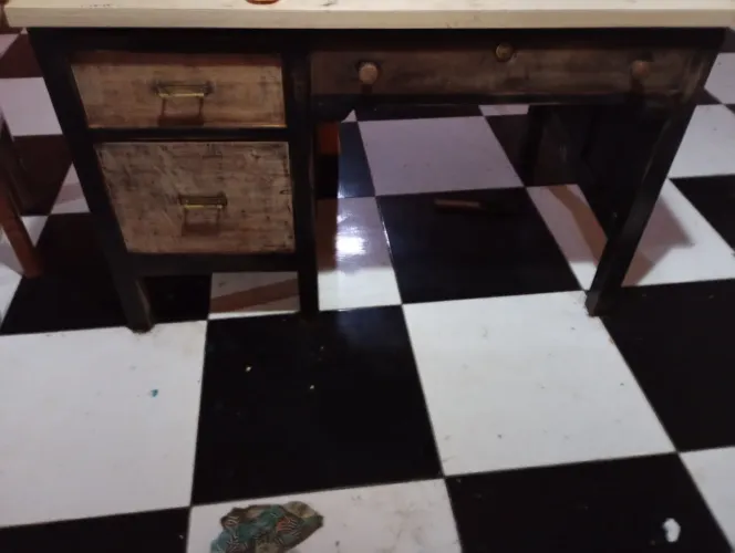 Birô antigao perfeito estado