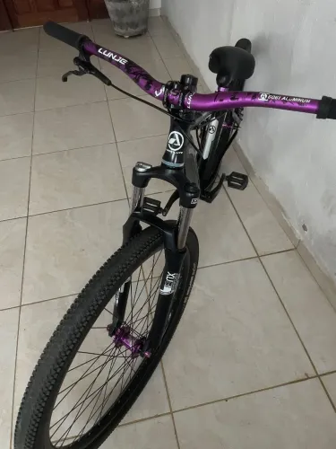 Absolute nero inteira ou peças