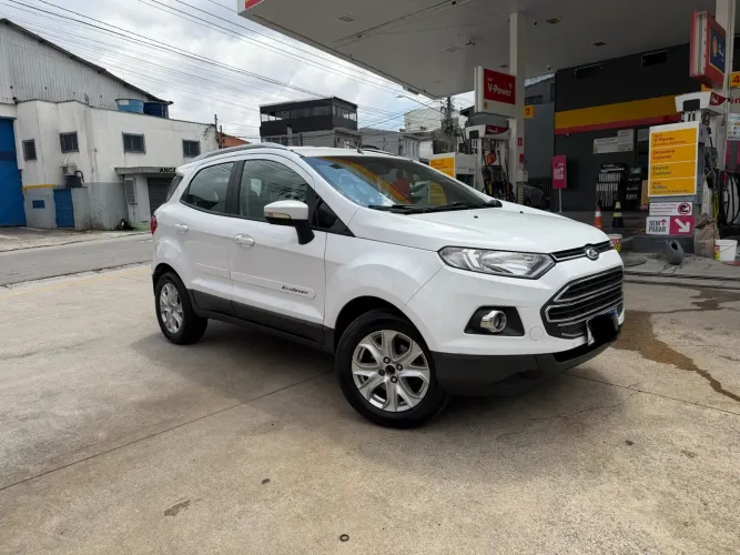 Ford Ecosport Titanium 1.6 16V Flex 5P 2015