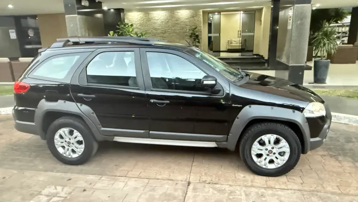 Fiat Palio Week.adv.lock.dualogic 1.8 Flex 2010