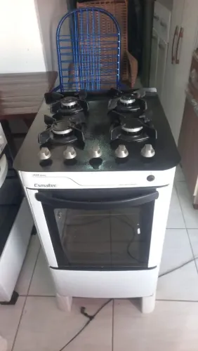 Fogão de 4 bocas