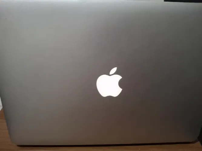 MacBook Air 13 (Modelo A1466)