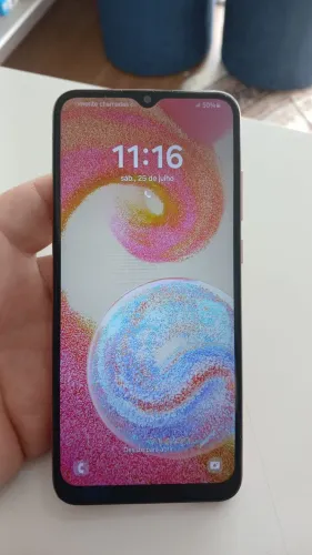 Samsung A04E....64gb