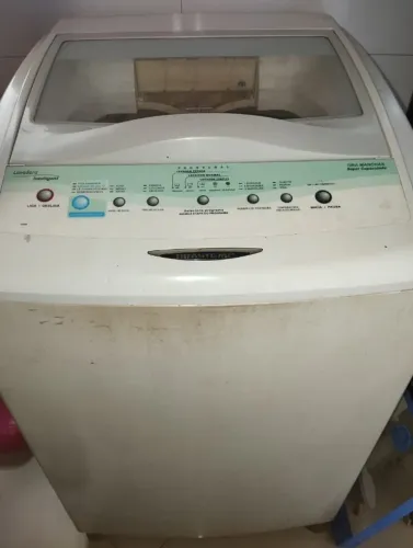 Maquina de Lavar Brastemp Funcionando para desocupar espaço