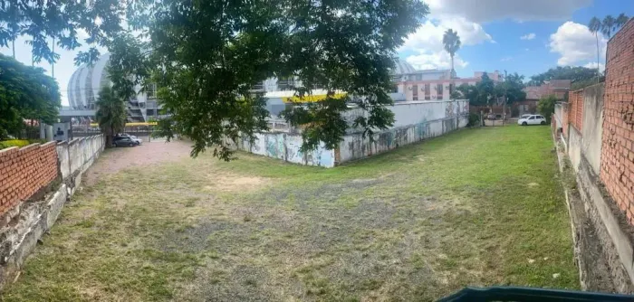 Terreno para venda com 984 metros quadrados em Praia de Belas - Porto Alegre - RS