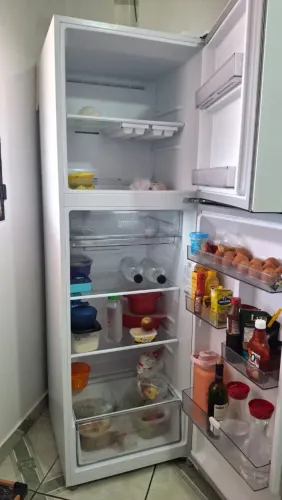 Vendo geladeira nova 