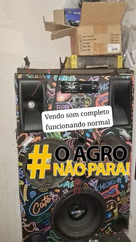 Som automotivo funcionando normal