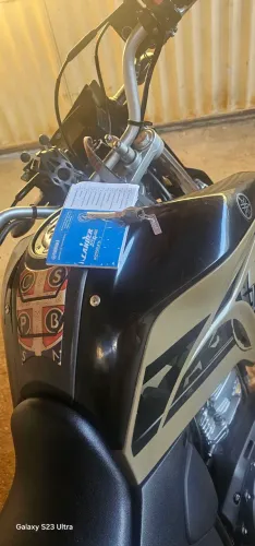 Yamaha 250 nova para colecionado.