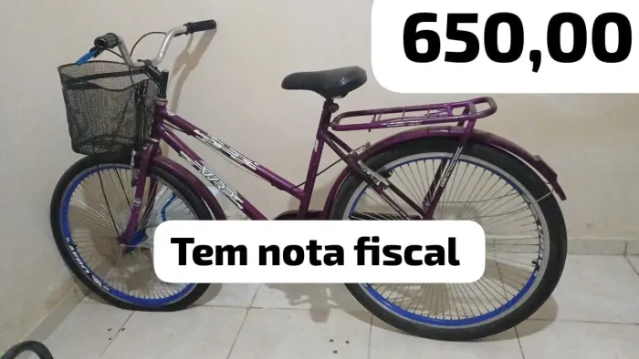 Bicicleta clássica wrp roxa.