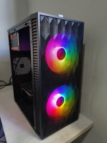 ? PC Gamer Intel Core i3 9100F - 16Gb de RAM DDR4 - SSD 256Gb - placa mãe GIGABYTE H310M