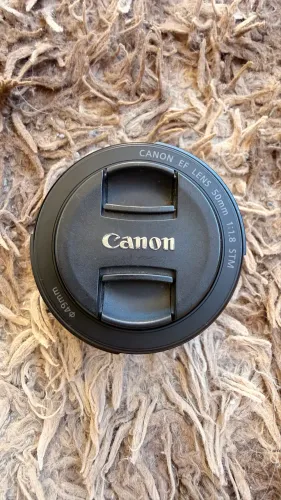 Lente Canon 50mm f/1.8 STM - Perfeito Estado