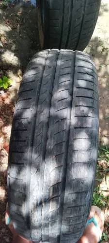 Pneu 185/65 aro 15 , usado 2 por 150