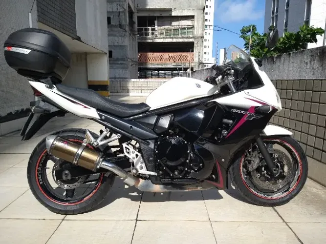 Suzuki GSX 650F - APENAS 25.000 KM