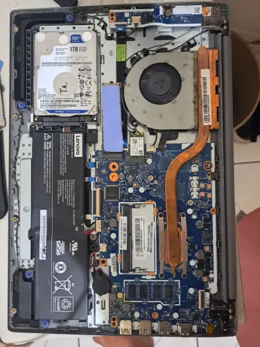 Notebook placa-mãe irreparável