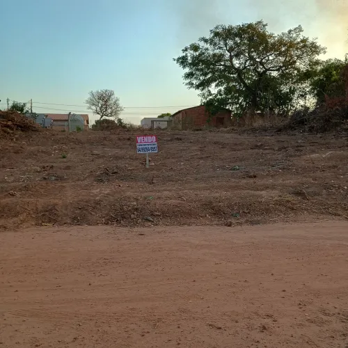 Vendo terreno com 360m² no Setor Jequitimar.
