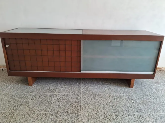 Hack de luxo para sala (madeira maciça)