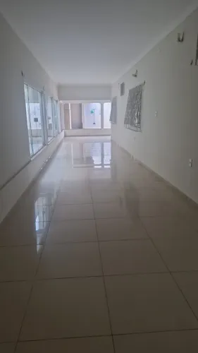 Casa comercial para alugar no Turu