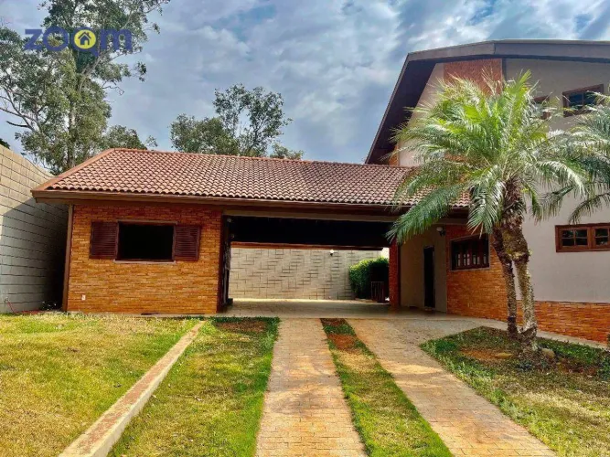Sobrado à venda no Novo Mundo