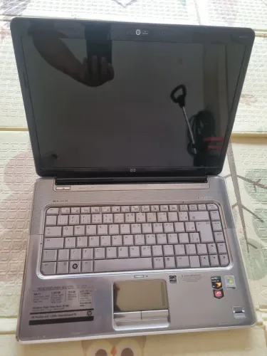 HP Pavilion dv5- 1220br Entertoinment PC (para retirada de peças).