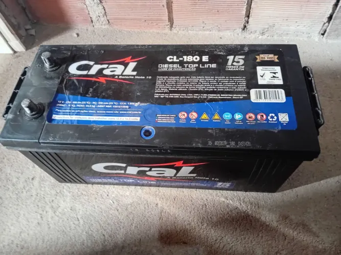 Bateria de caminhão 180 amperes