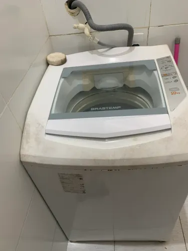 Vendo esta máquina de lavar, em perfeito estado, funcionando perfeitamente 