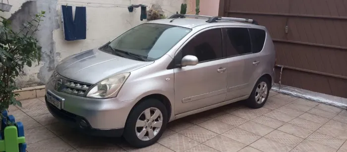 vendo carro livina 1.6