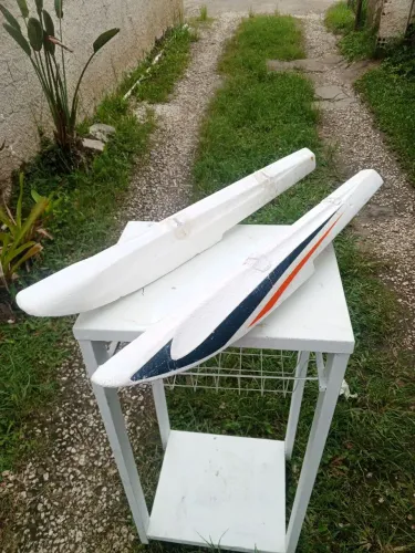 Flutuadores de Aeromodelismo 