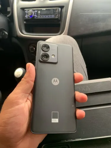 Edge 40 neo