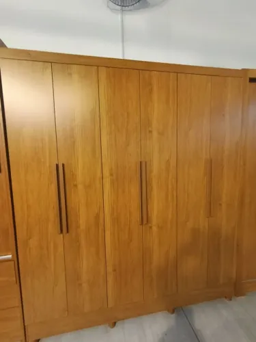 Guarda roupas 6 portas 1,80m pronta entrega