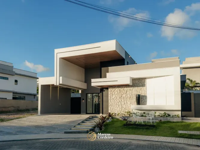 Casa Plana frente lago no Jardins do lago - Eusébio - CE