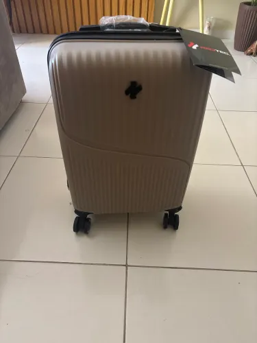 Mala Por 220 reais !!