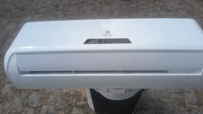 Ar condicionado 24 mil BTUs entrego instalado com garantia