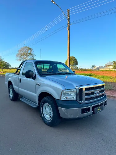 Ford F-250 XLT 3.9 4X2 Diesel TB 2009