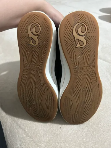 Tênis preto snoop dog