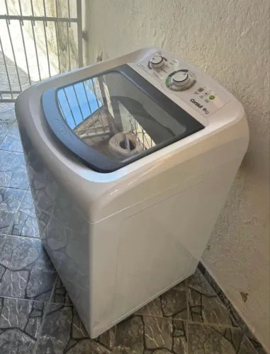 Máquina nova, 9kg 220v