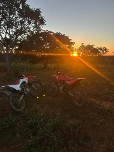 Nx 200 com motor novo. Etc! Roupa de crf!