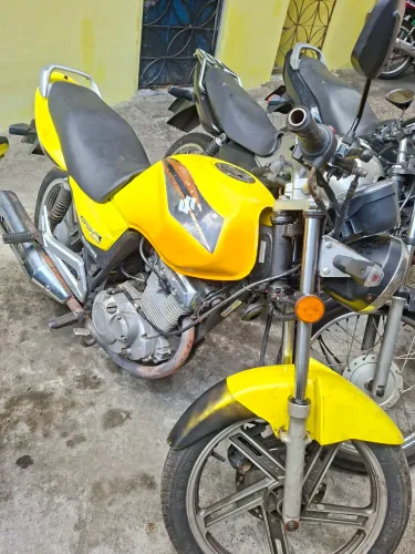 Suzuki yes GSR 125